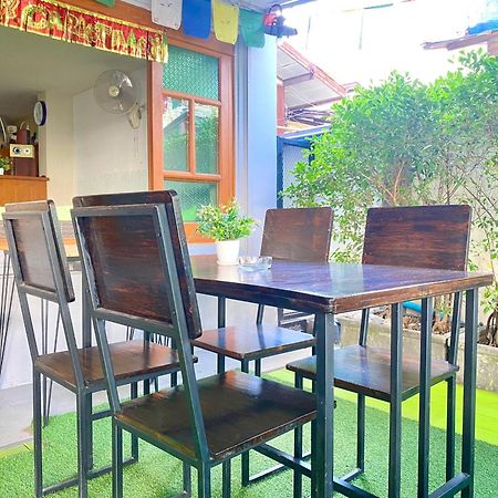 Chinda Boutique Hotel Чиангмай Экстерьер фото